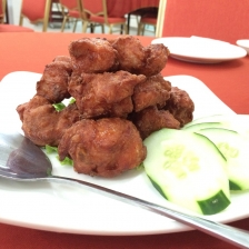 【Taman Midah】炒饭 + 腐乳炸排骨