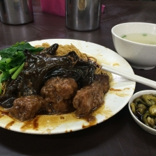 【新街场路】客家炸肉云吞面